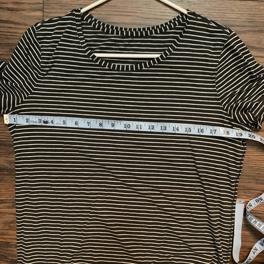 Lululemon Love Tee size 8 or 10